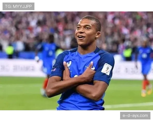 新星闪耀绿茵场：年轻足球天才崭露头角，未来可期