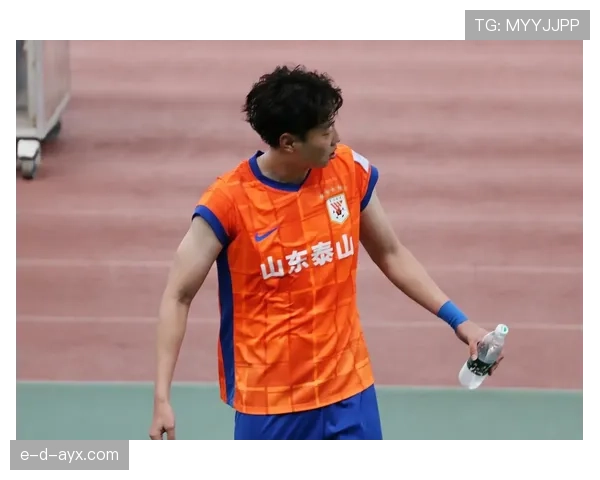 山东泰山仍处争冠行列,上限是否受限引关注 山东泰山仍处争冠行列,上限是否受限引关注