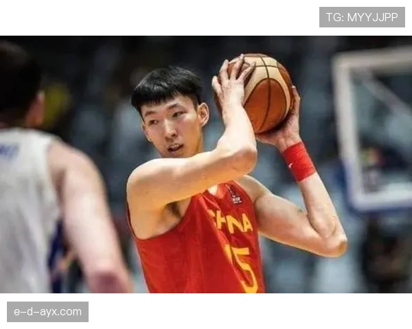 周琦训练馆豪装成明星家？粉丝都怀疑自己看错了！